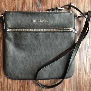 Michael Kors Black silver shoulder purse Crossbody Bag like new